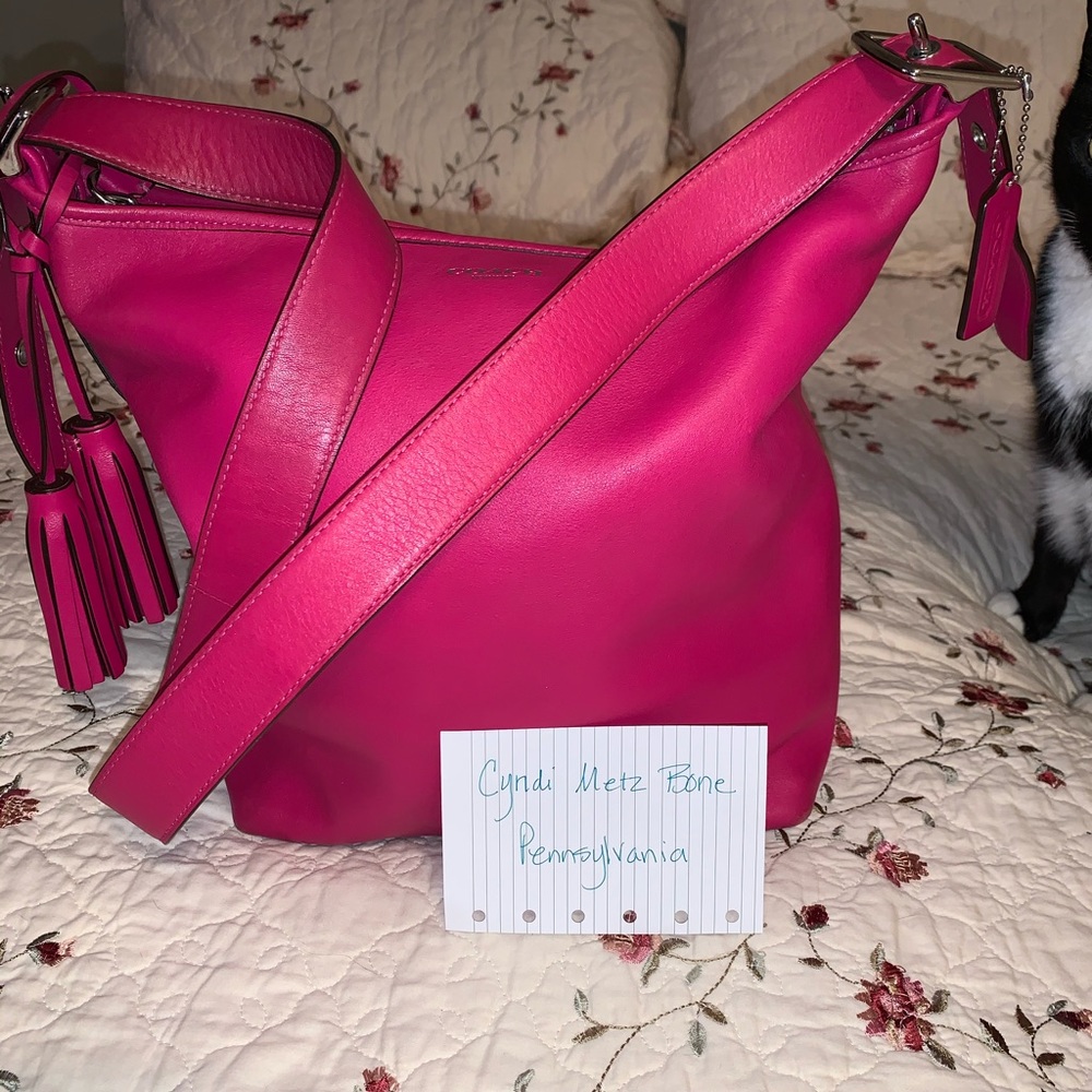 ❌SOLD❌Coach fuschia hobo bag